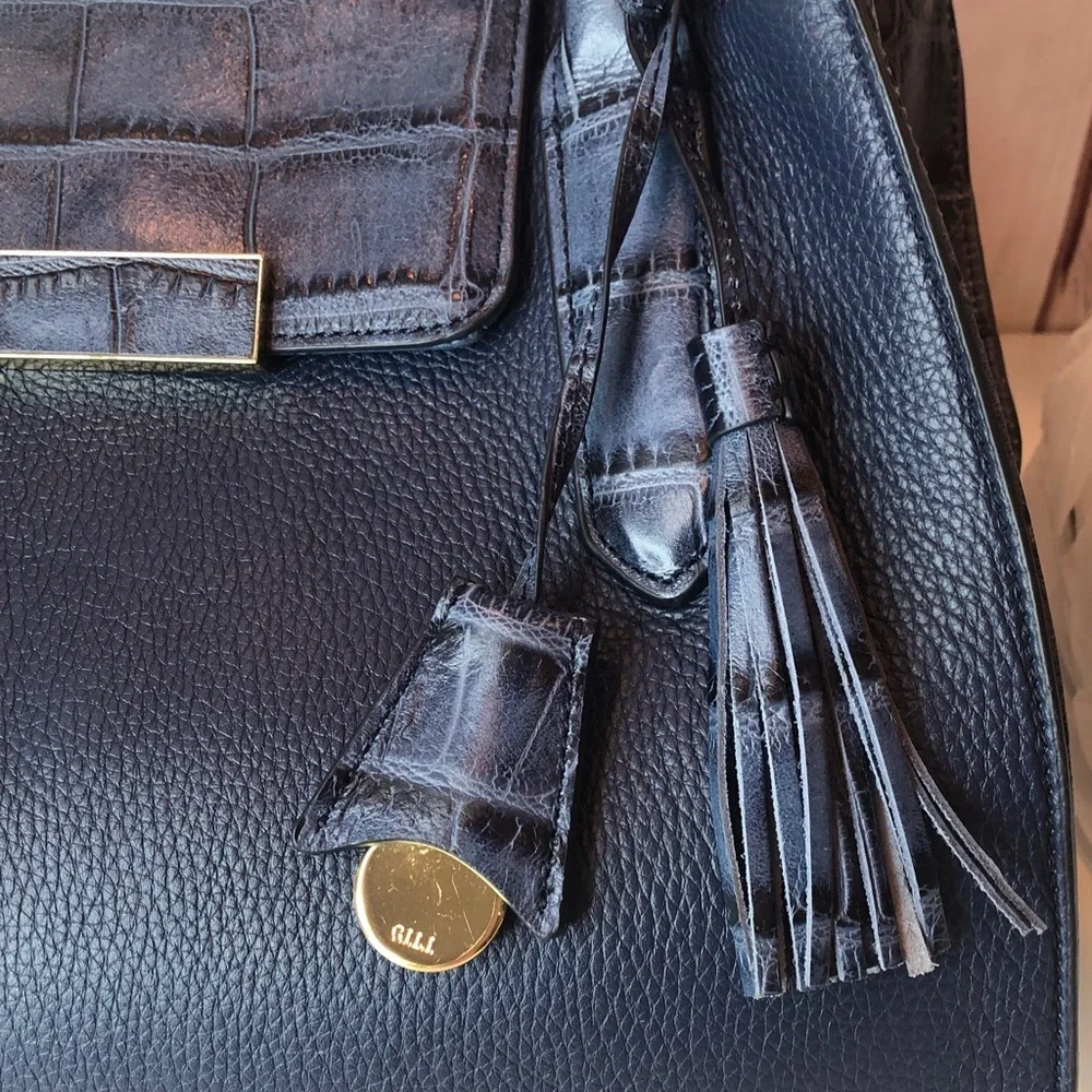 NWOT G.I.L.I. Navy Leather Croc Embossed Satchel Crossbody Bag